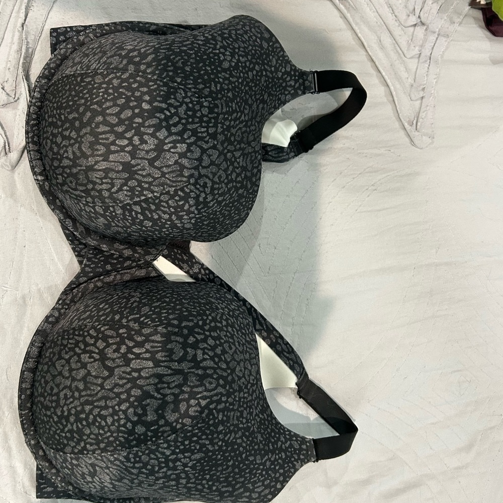 Cacique underwire bra